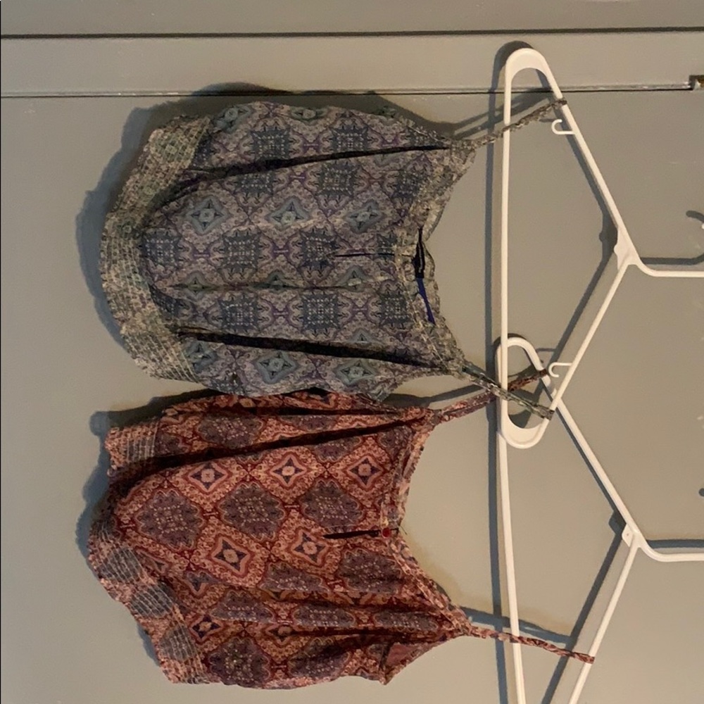 American Eagle tops